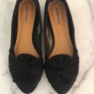 Comfortview Black Desyre Flats Faux Suede Knot Top